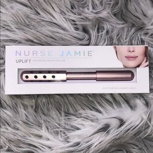 Nurse Jamie Uplift Messaging Beauty Roller